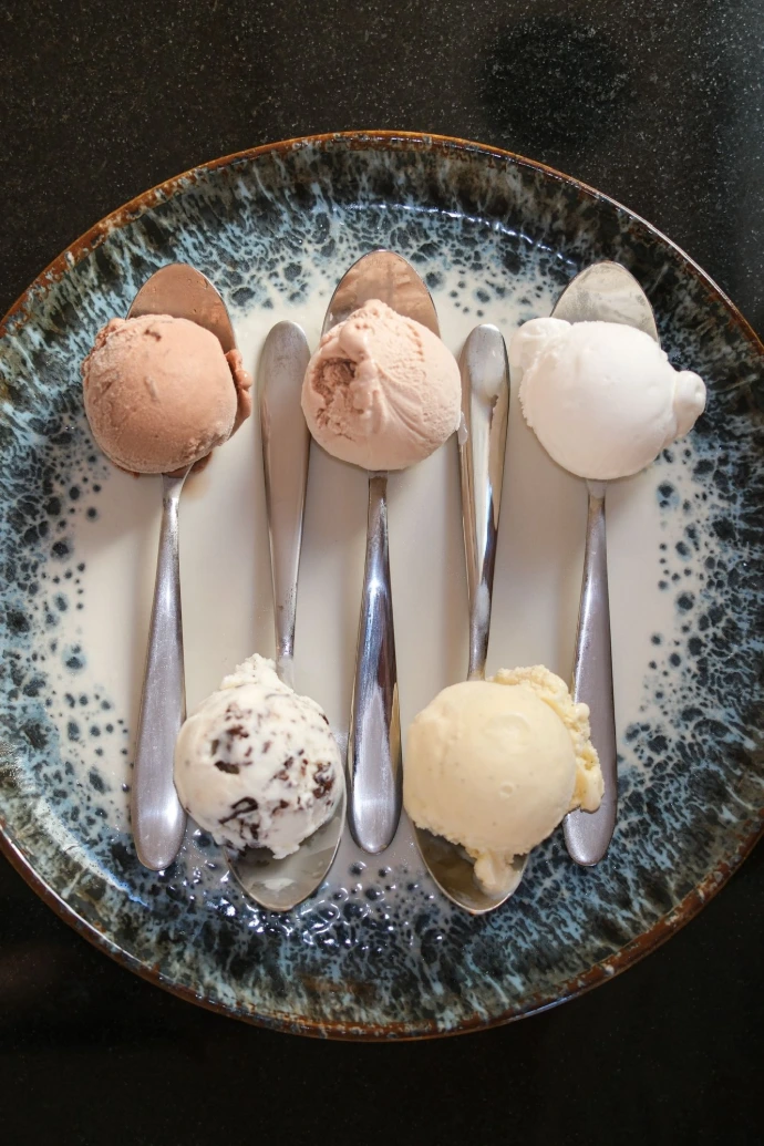 Eis auf Löffel